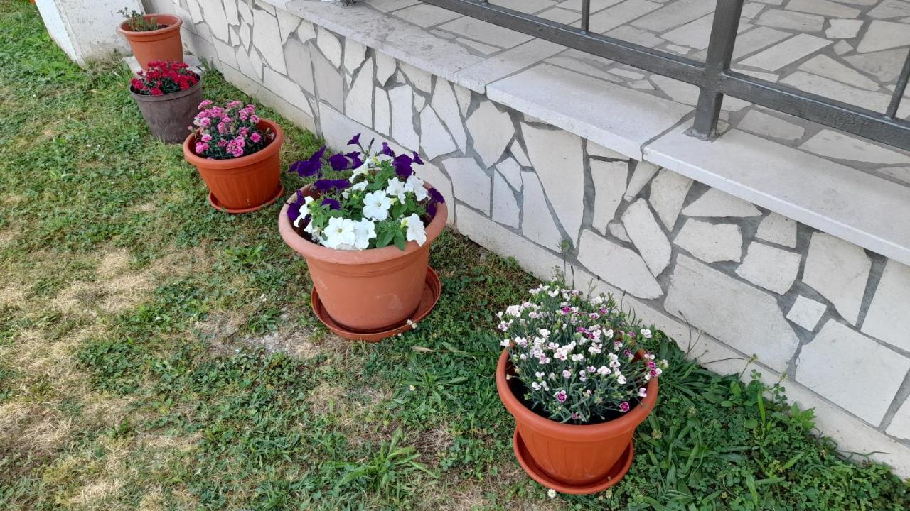 Apartamento Kamena Kuca Family Rodin Čapljina Exterior foto