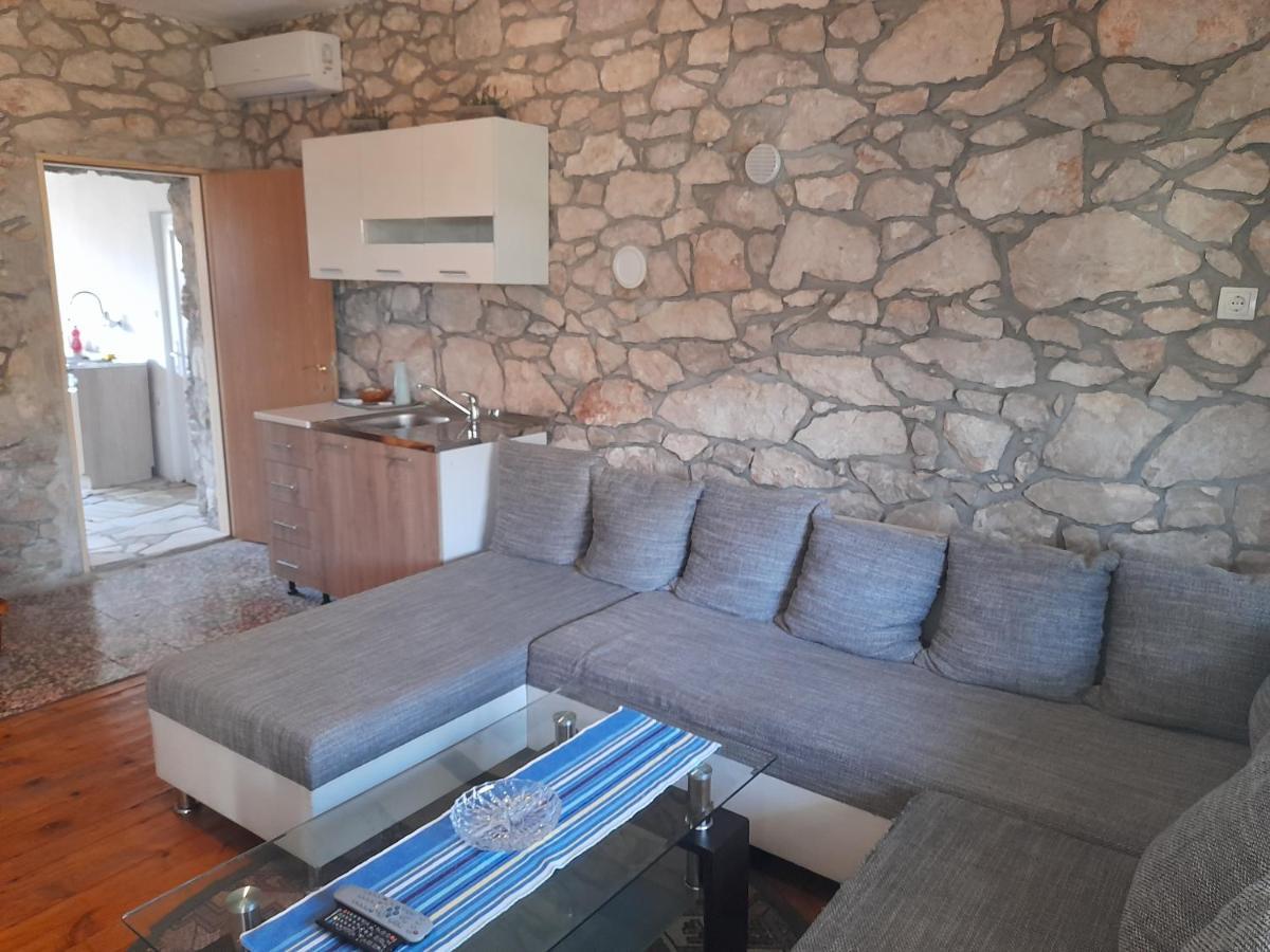 Apartamento Kamena Kuca Family Rodin Čapljina Exterior foto