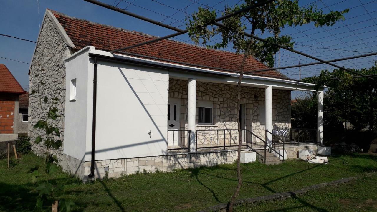 Apartamento Kamena Kuca Family Rodin Čapljina Exterior foto