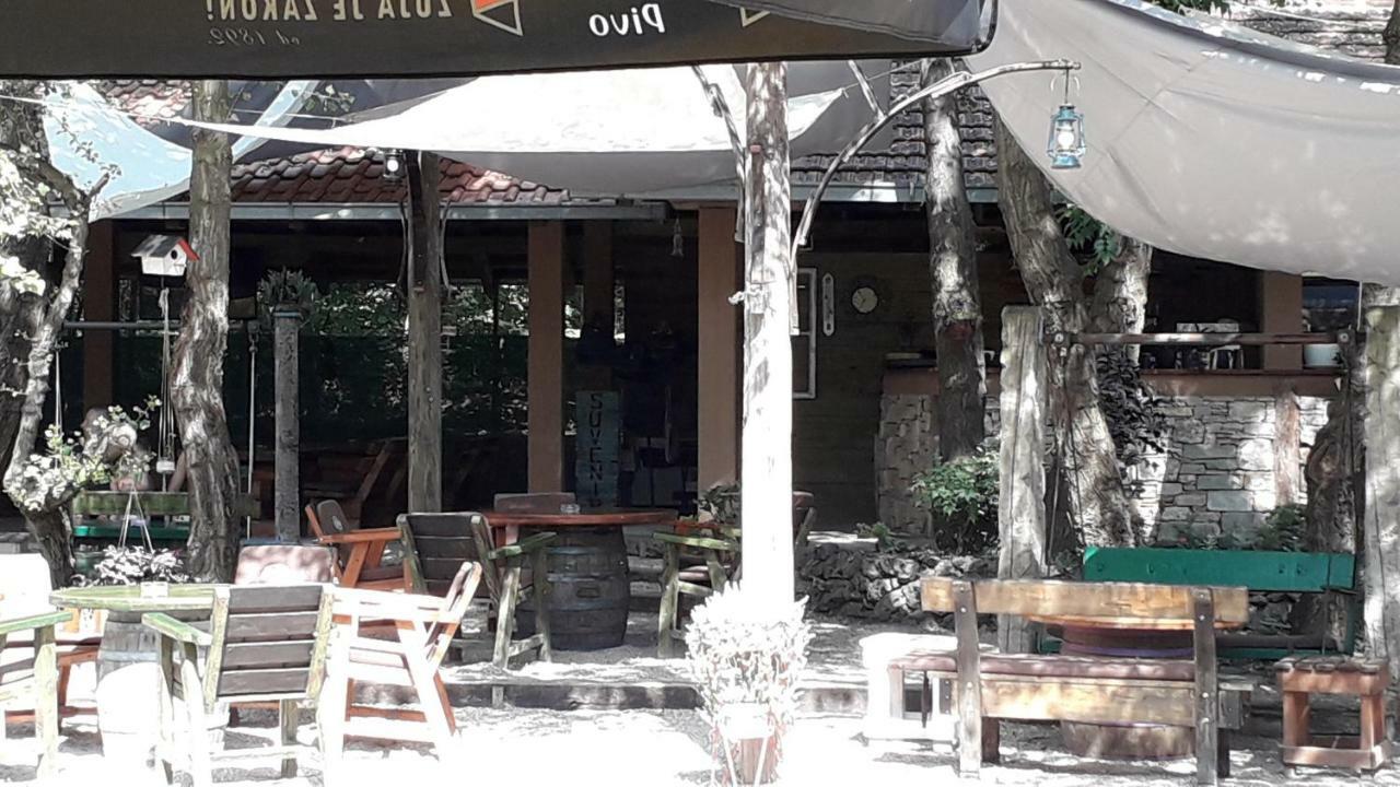 Apartamento Kamena Kuca Family Rodin Čapljina Exterior foto